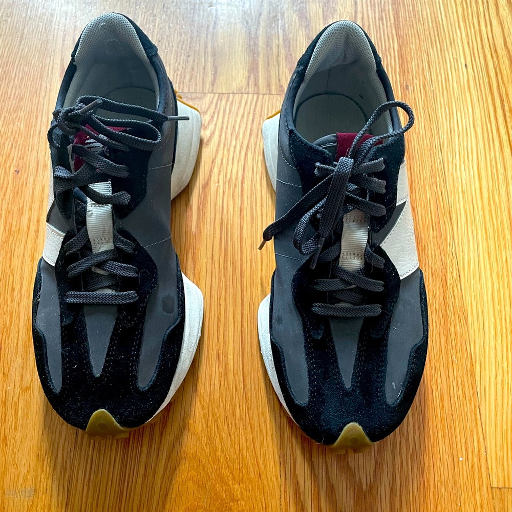 New Balance 327 Size 7